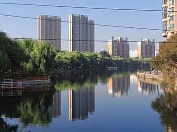 雷诺据悉在华新招硬件工程师，寻求将中国造车专长用于欧洲市场|界面新闻 · 快讯